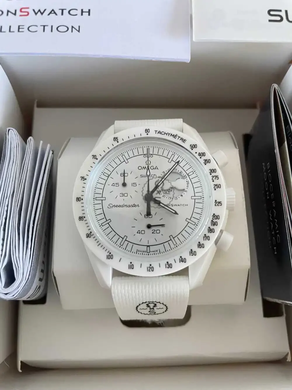 Swatch X Omega Moonswatch Snoopy Mission to the Moonphase White Men's Watch